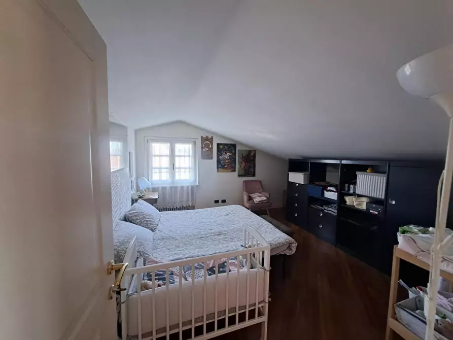 Immagine 25 di Casa indipendente in vendita  a Massa