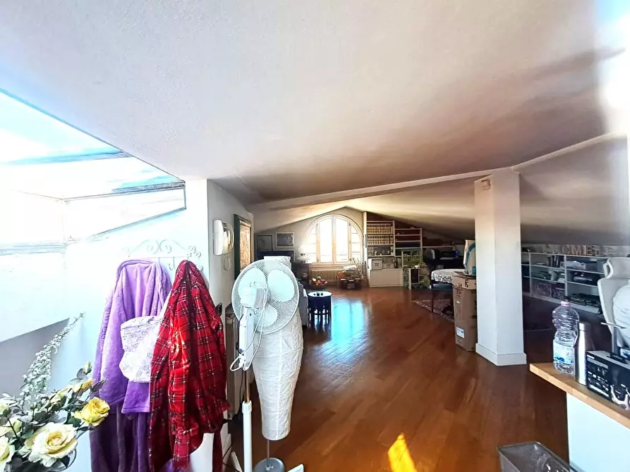 Immagine 24 di Casa indipendente in vendita  a Massa