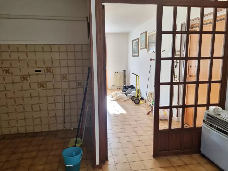 Immagine 7 di Appartamento in vendita  a Massa