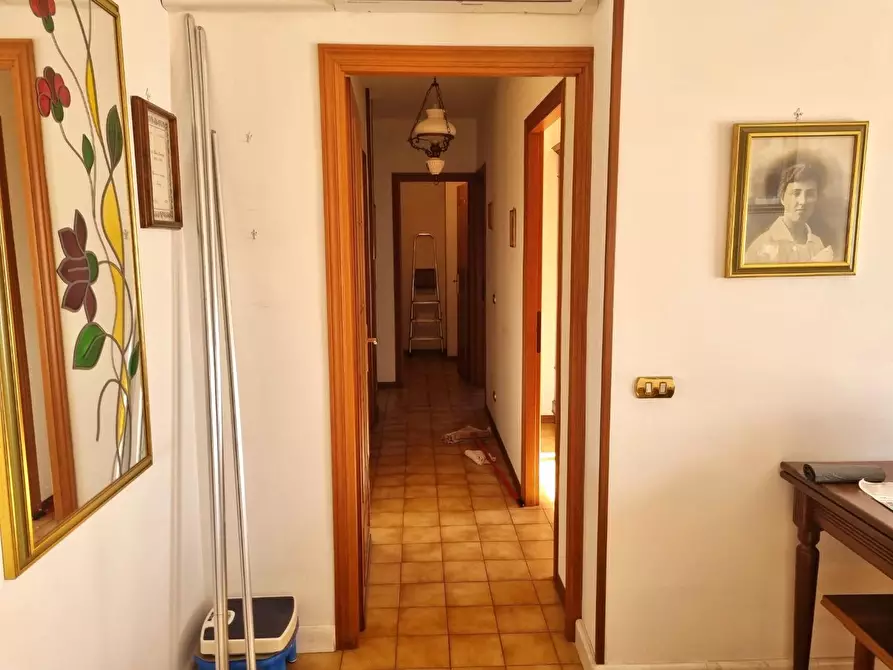 Immagine 8 di Appartamento in vendita  a Massa