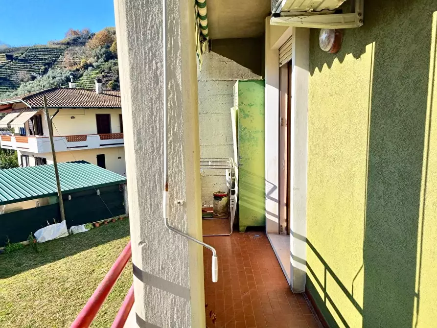 Immagine 4 di Appartamento in vendita  a Massa