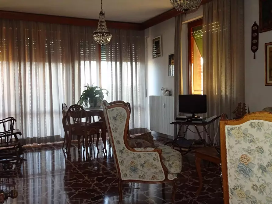 Immagine 4 di Mansarda in vendita  a Cascina