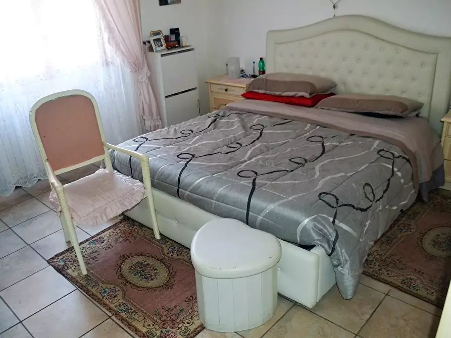 Immagine 11 di Appartamento in vendita  a Poggibonsi