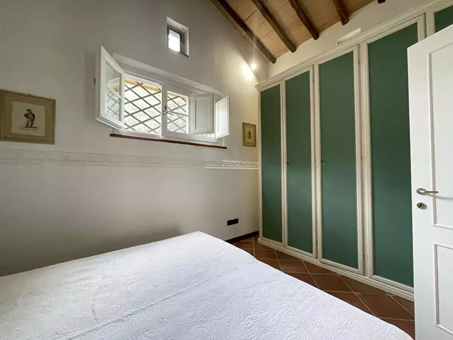 Immagine 9 di Appartamento in affitto  a Siena