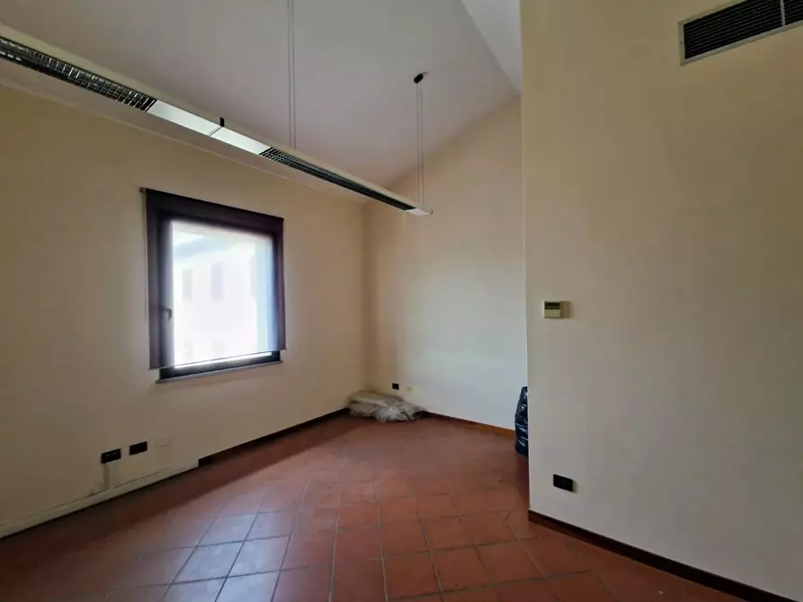 Immagine 3 di Ufficio in vendita  a Castelfranco Di Sotto