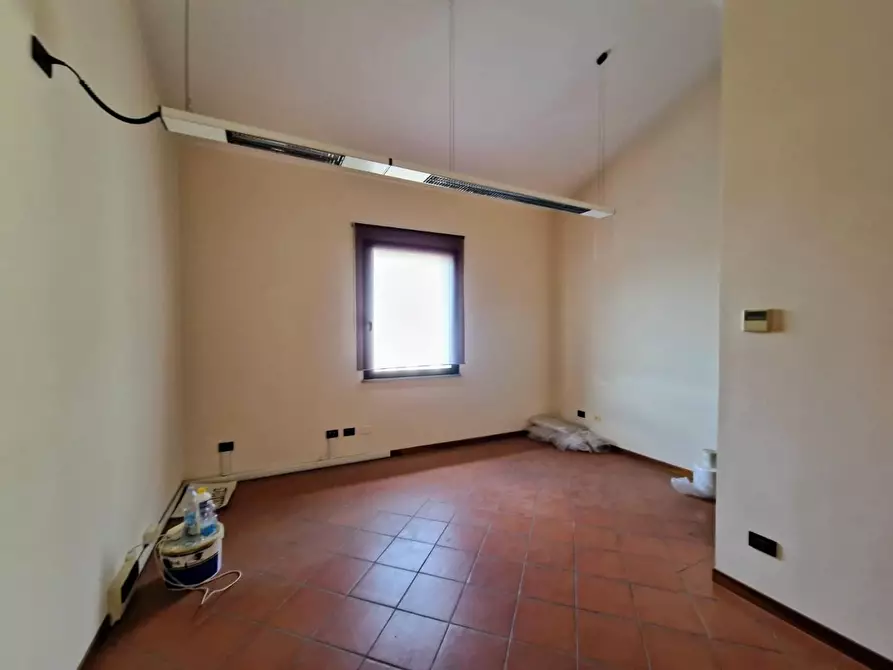 Immagine 8 di Ufficio in vendita  a Castelfranco Di Sotto