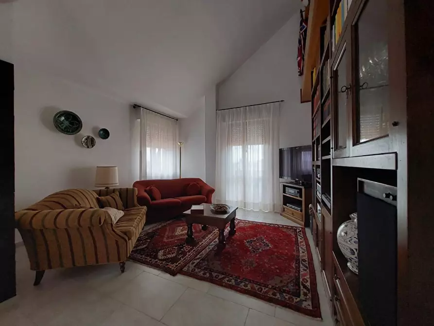 Immagine 4 di Mansarda in vendita  a Pontedera