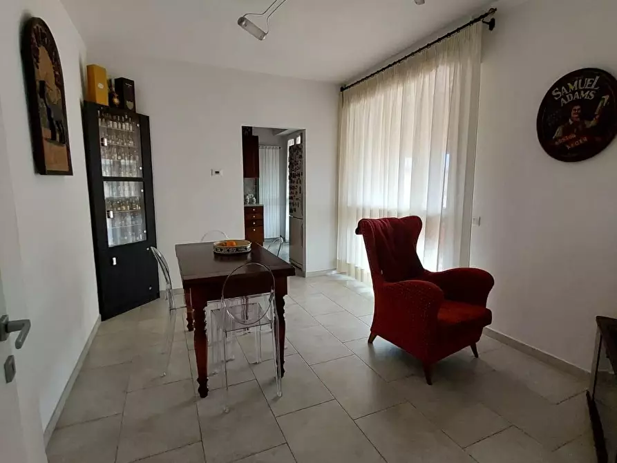 Immagine 9 di Mansarda in vendita  a Pontedera