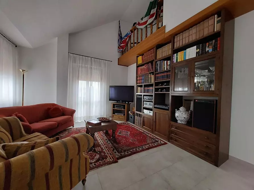 Immagine 5 di Mansarda in vendita  a Pontedera