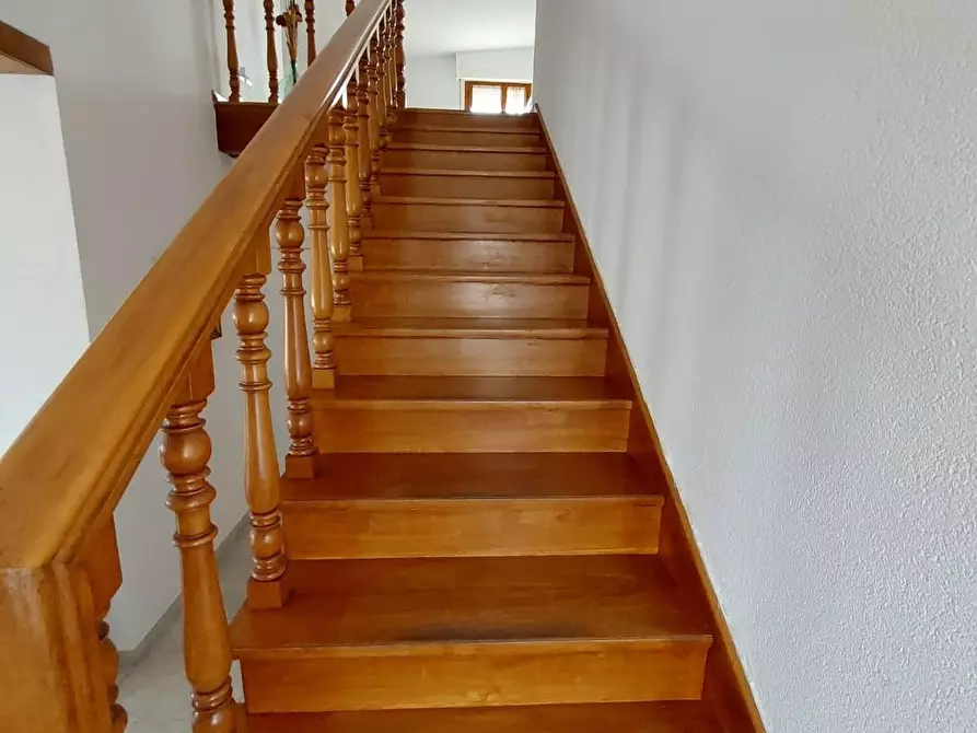 Immagine 22 di Mansarda in vendita  a Pontedera