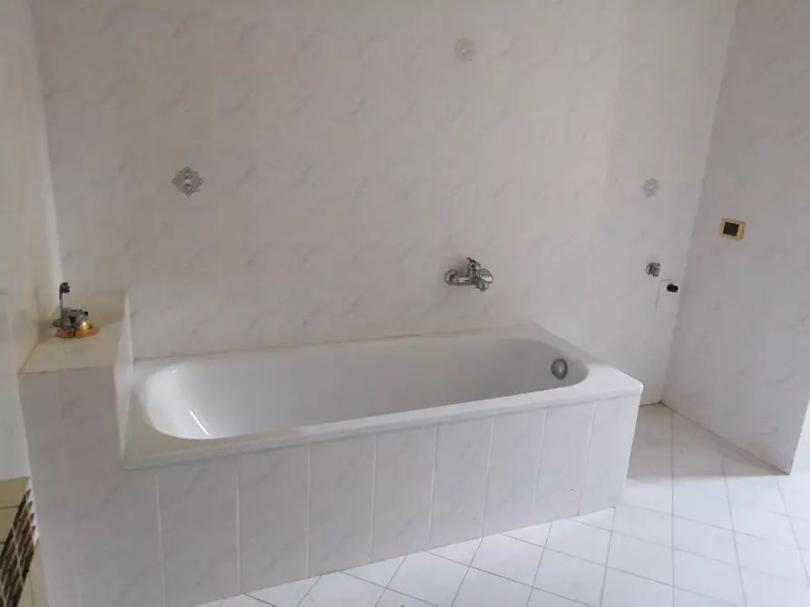 Immagine 14 di Appartamento in vendita  a San Miniato