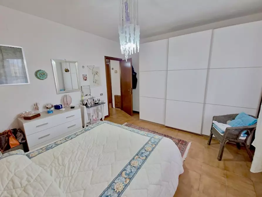 Immagine 20 di Villa in vendita  a San Giuliano Terme