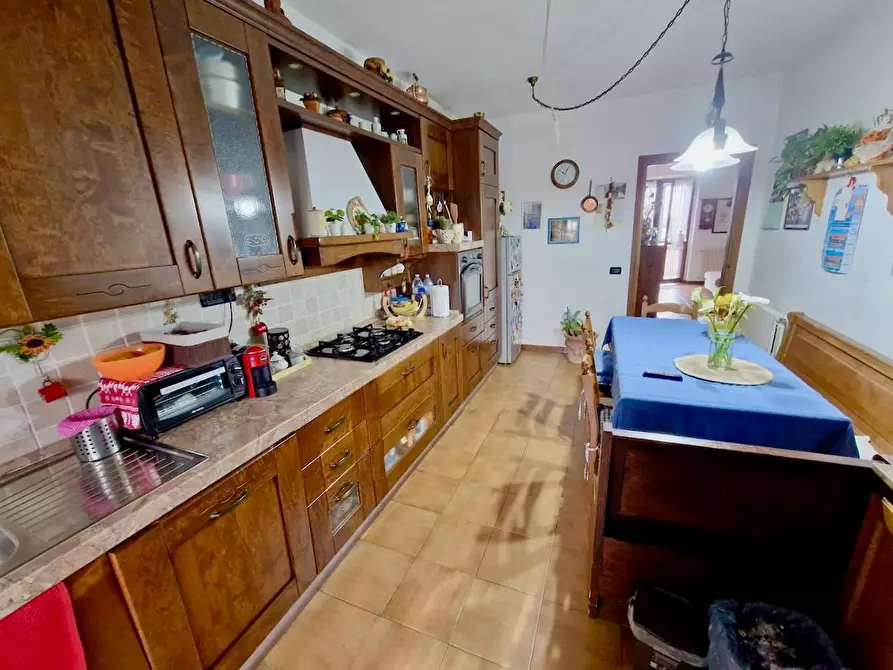 Immagine 18 di Villa in vendita  a San Giuliano Terme