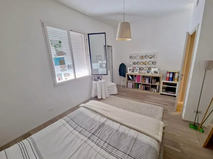 Immagine 21 di Villa in vendita  a Pisa