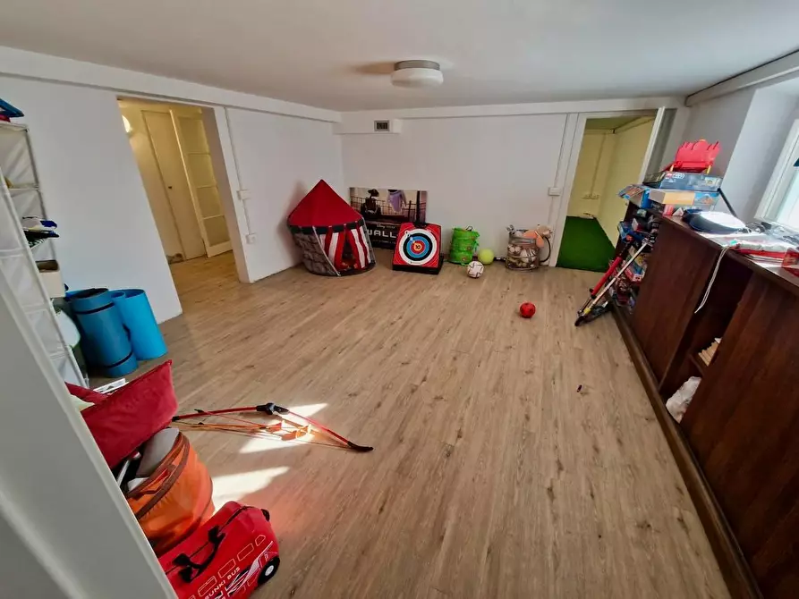 Immagine 33 di Villa in vendita  a Pisa