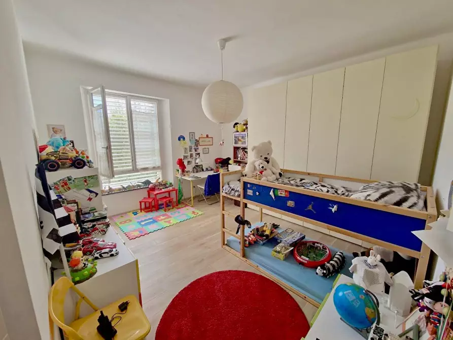 Immagine 25 di Villa in vendita  a Pisa