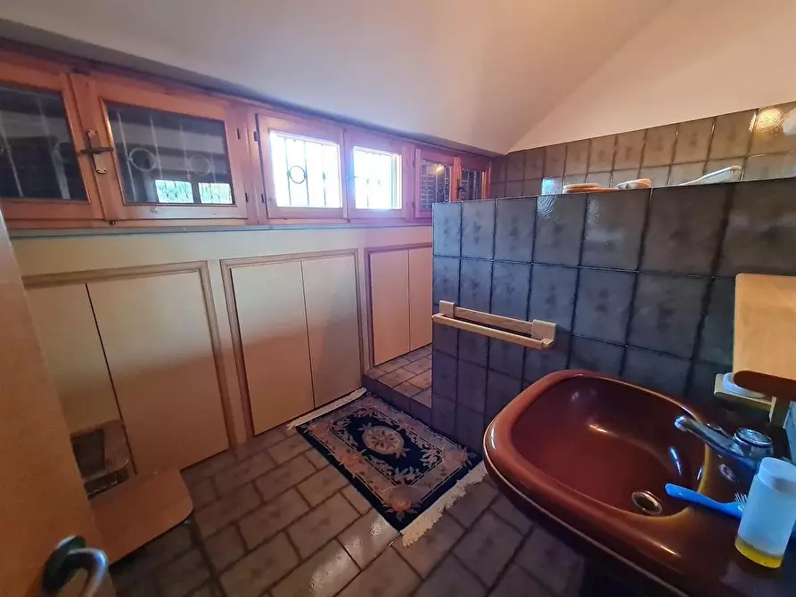 Immagine 31 di Casa bifamiliare in vendita  a Piombino