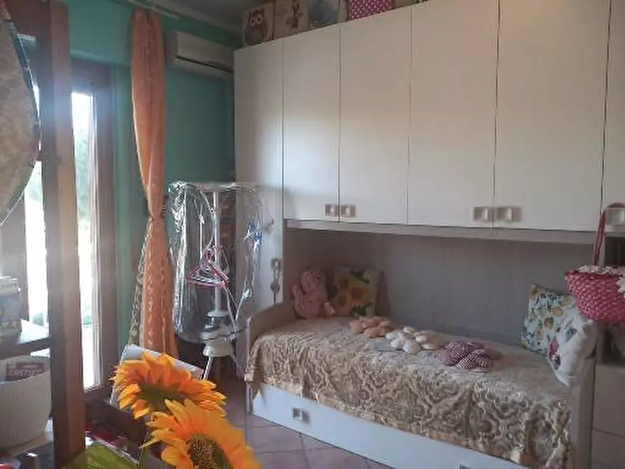 Immagine 33 di Appartamento in vendita  a Rosignano Marittimo