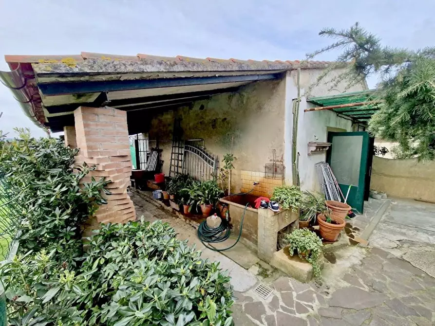 Immagine 28 di Villa in vendita  a San Giuliano Terme