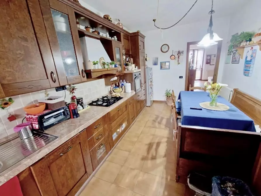 Immagine 18 di Villa in vendita  a San Giuliano Terme