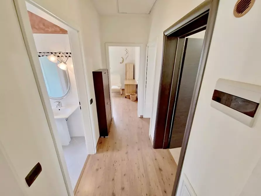 Immagine 8 di Villa in vendita  a San Giuliano Terme