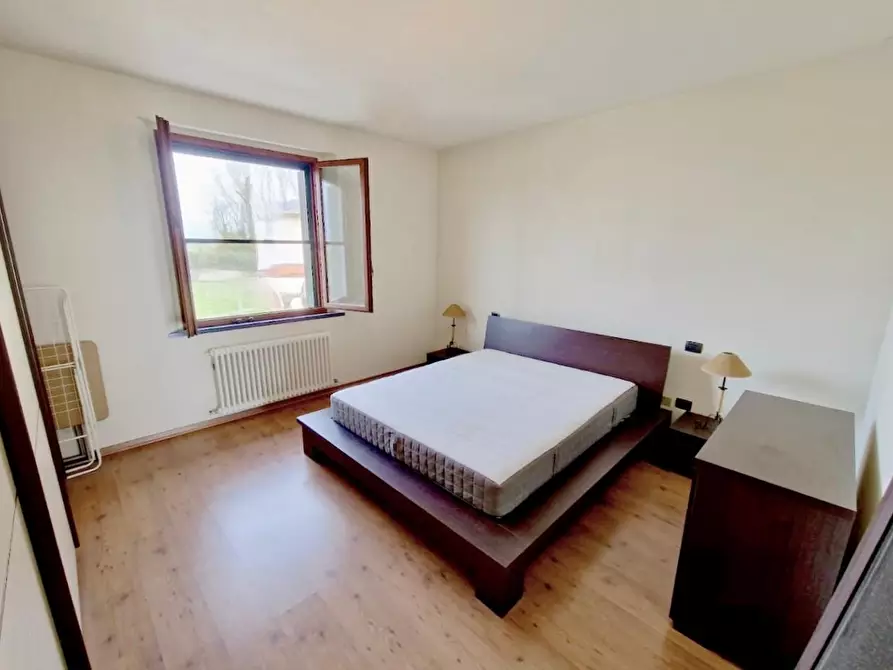 Immagine 9 di Villa in vendita  a San Giuliano Terme