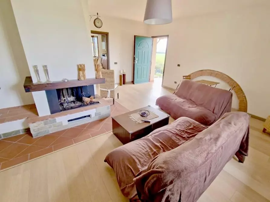 Immagine 5 di Villa in vendita  a San Giuliano Terme