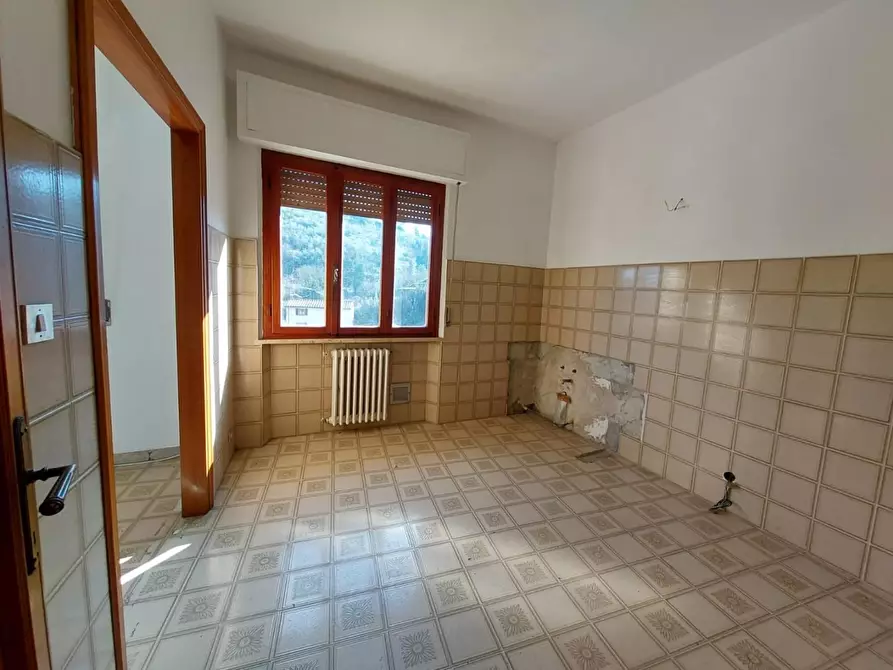 Immagine 3 di Appartamento in vendita  a Buti