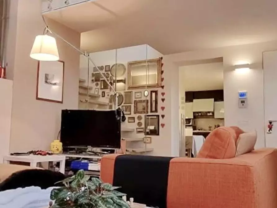 Immagine 10 di Villa in vendita  a Pisa