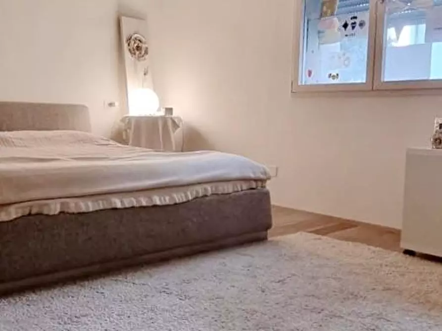 Immagine 36 di Villa in vendita  a Pisa