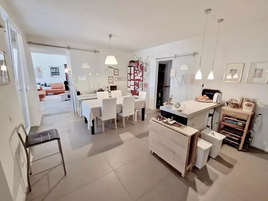 Immagine 27 di Villa in vendita  a Pisa