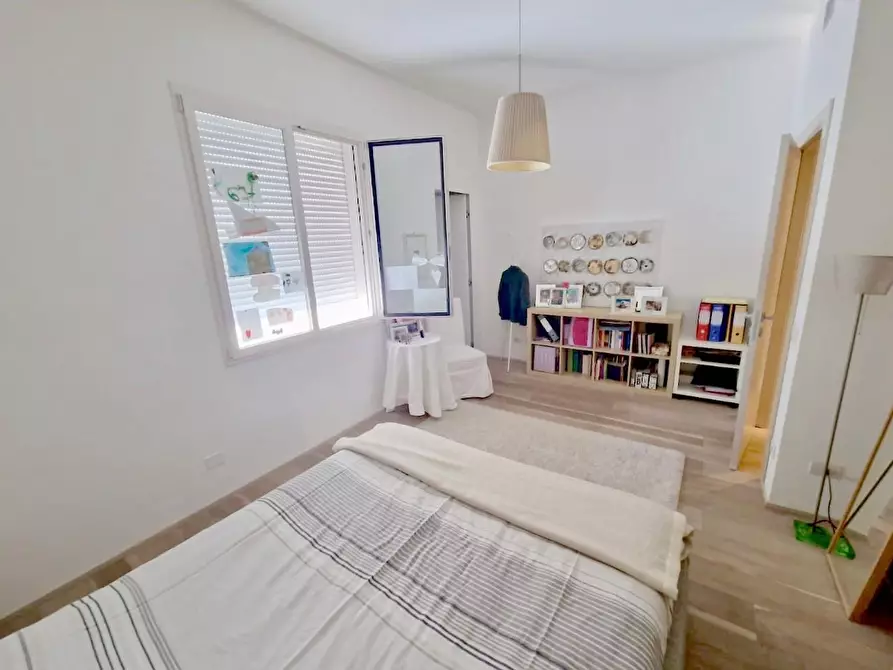 Immagine 37 di Villa in vendita  a Pisa