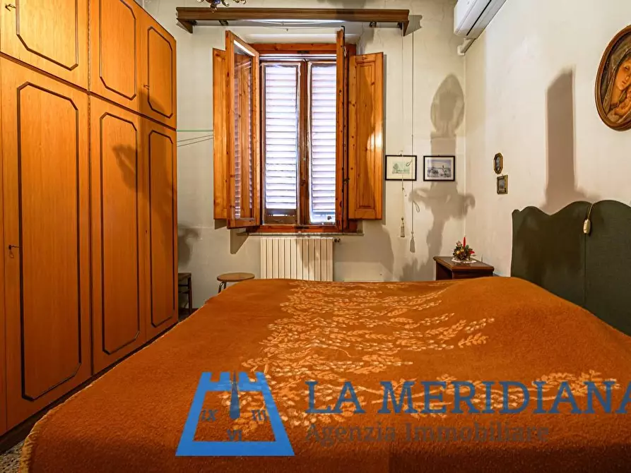 Immagine 38 di Palazzo in vendita  a Lamporecchio