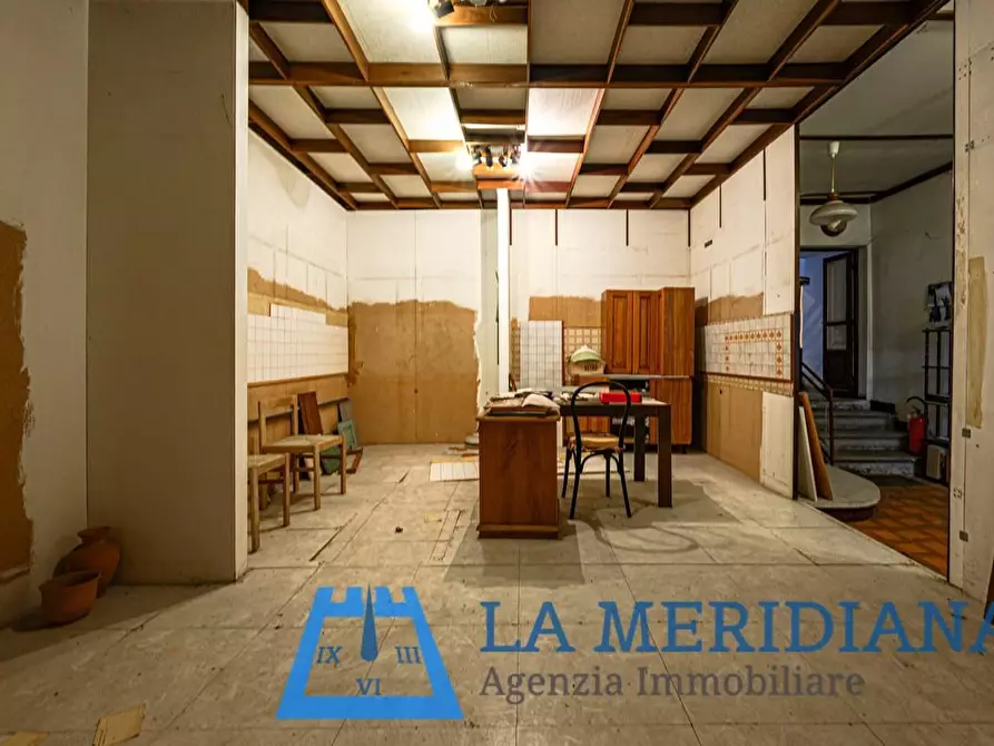 Immagine 24 di Palazzo in vendita  a Lamporecchio