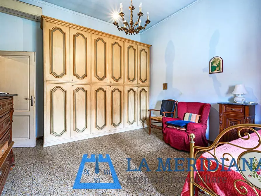 Immagine 28 di Palazzo in vendita  a Lamporecchio