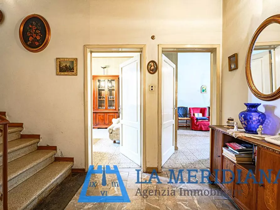 Immagine 30 di Palazzo in vendita  a Lamporecchio