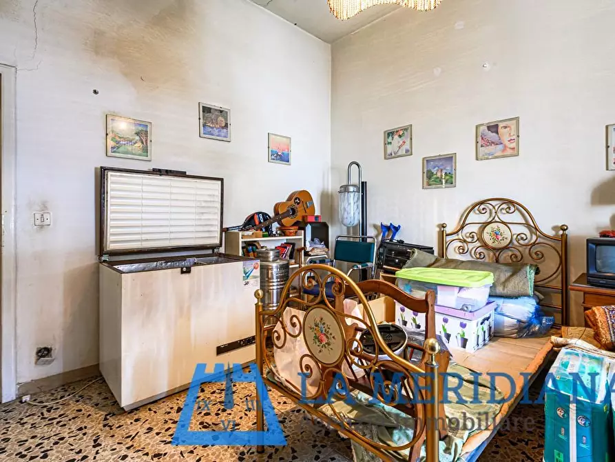 Immagine 25 di Palazzo in vendita  a Lamporecchio