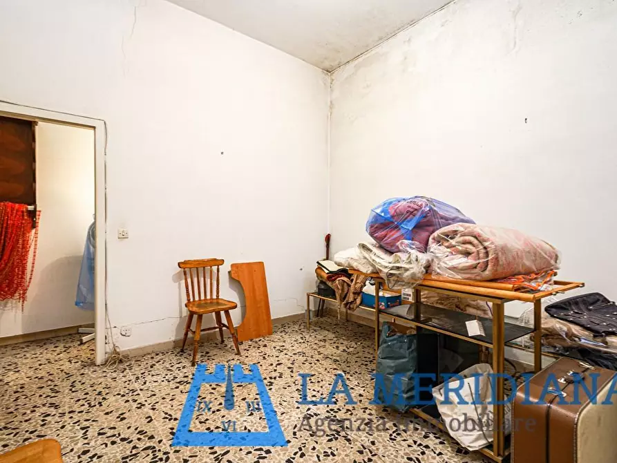 Immagine 13 di Palazzo in vendita  a Lamporecchio