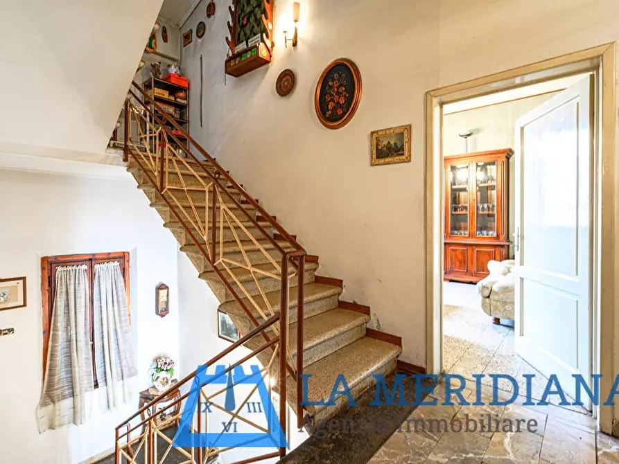 Immagine 31 di Palazzo in vendita  a Lamporecchio