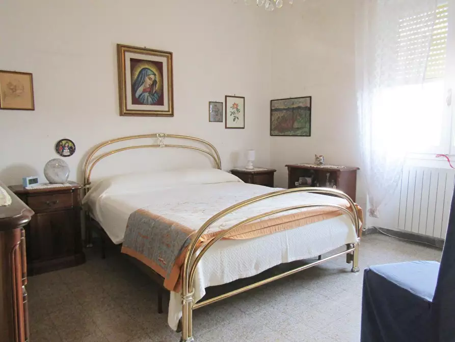 Immagine 11 di Appartamento in vendita  a Ameglia