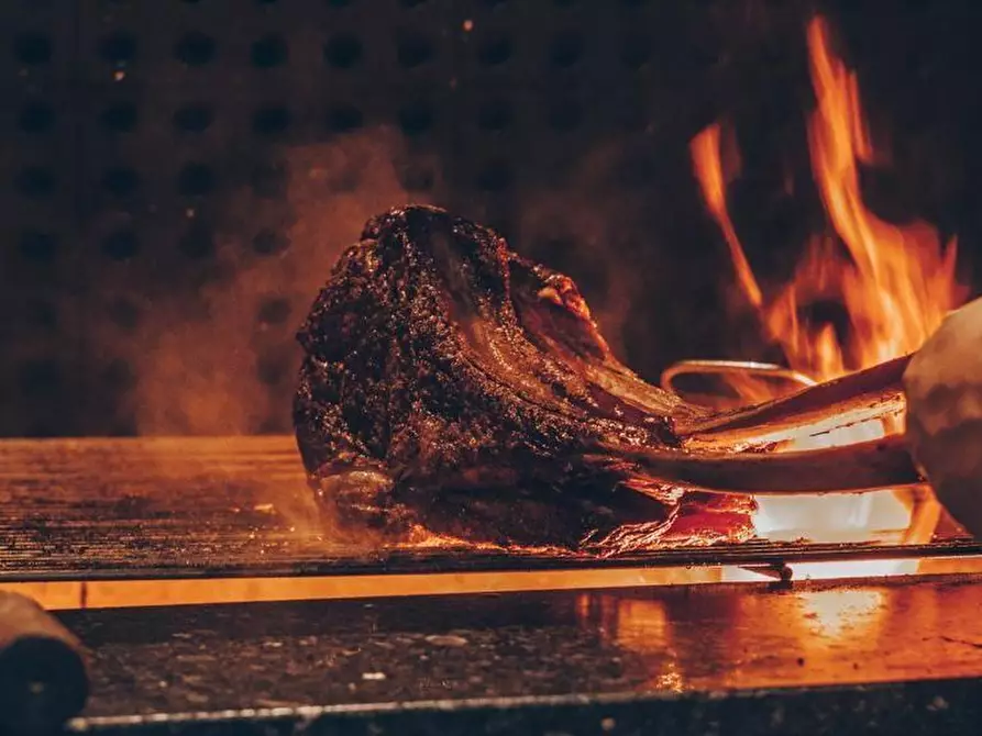 Immagine 16 di Attività commerciale in vendita  a Empoli