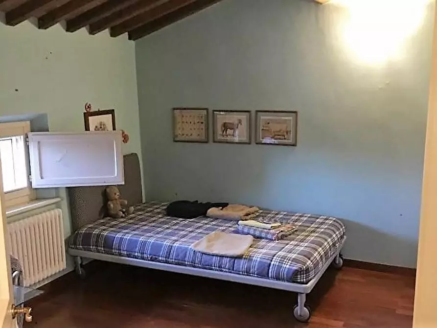 Immagine 14 di Appartamento in vendita  a Siena