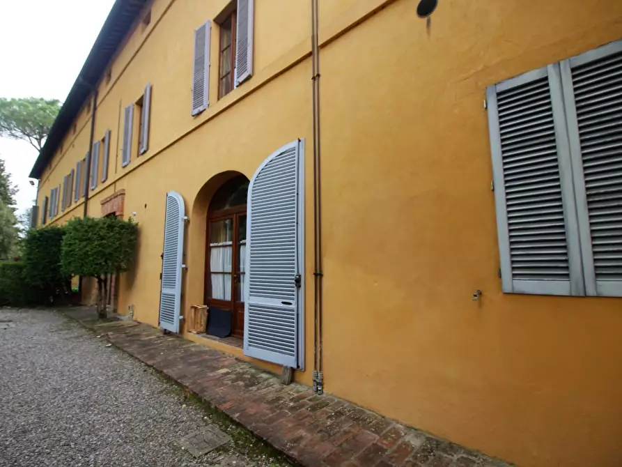 Immagine 16 di Appartamento in vendita  a Siena