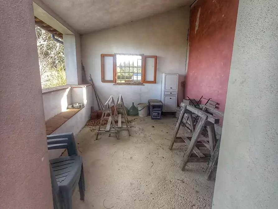 Immagine 30 di Casa colonica in vendita  a Gambassi Terme