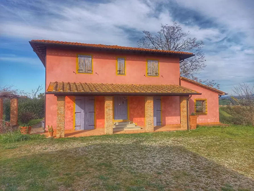 Immagine 33 di Casa colonica in vendita  a Gambassi Terme