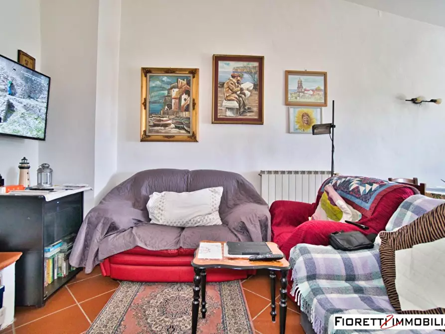 Immagine 2 di Appartamento in vendita  a Piombino
