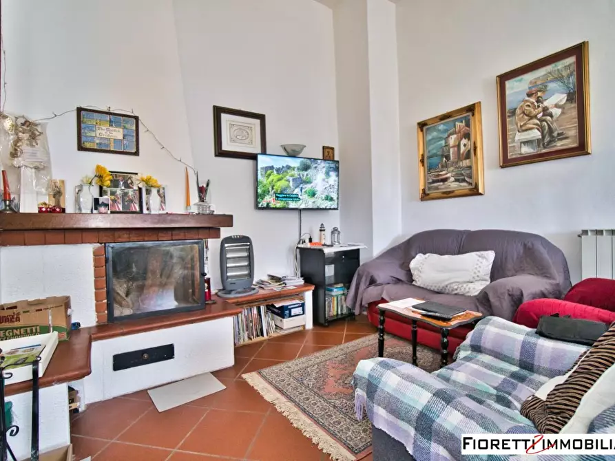 Immagine 1 di Appartamento in vendita  a Piombino