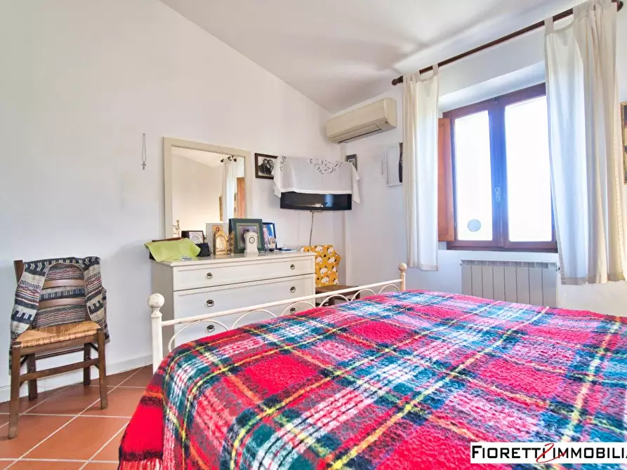 Immagine 11 di Appartamento in vendita  a Piombino