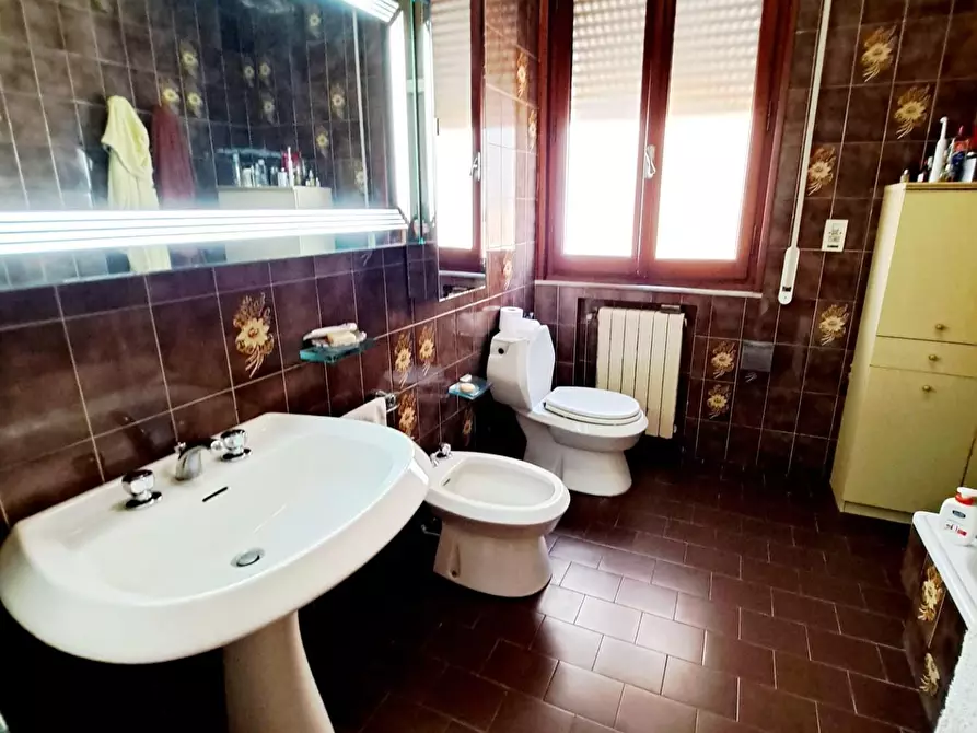 Immagine 35 di Villa in vendita  a Fucecchio