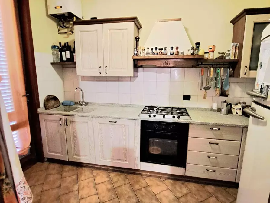 Immagine 12 di Villa in vendita  a Fucecchio